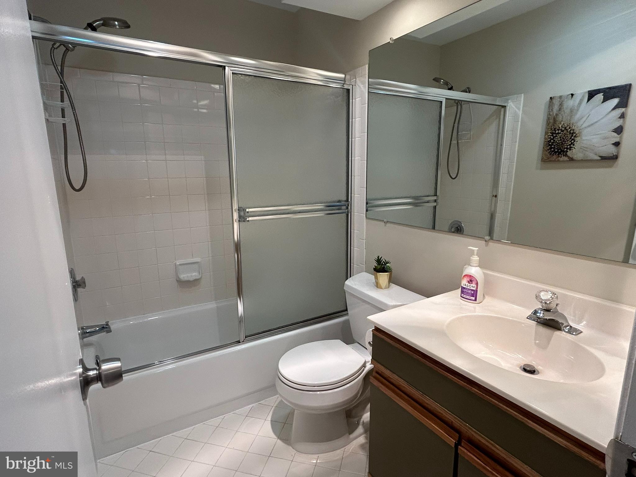 3307 SIR THOMAS DRIVE 5-B-23