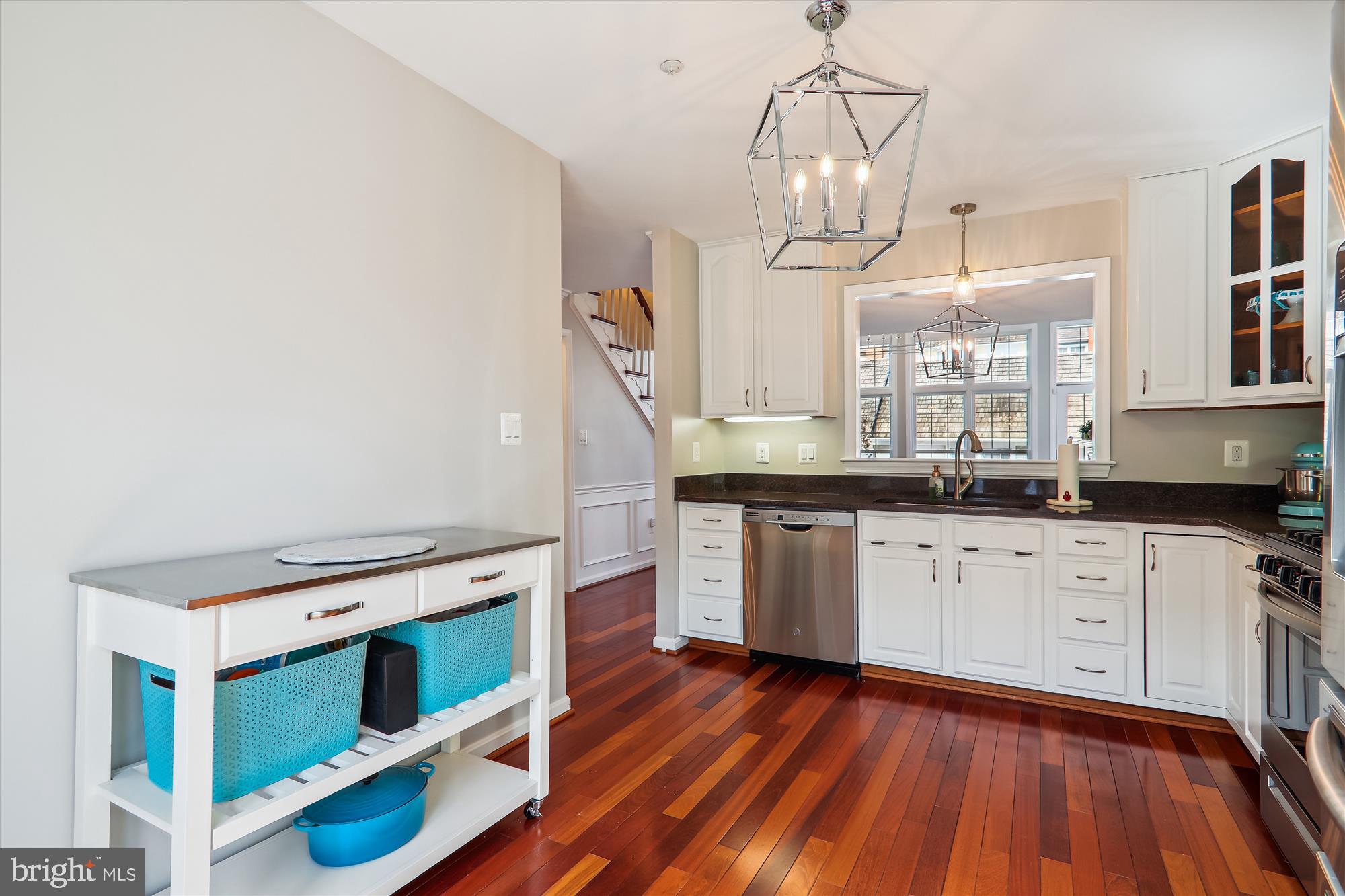 110 Massbury St