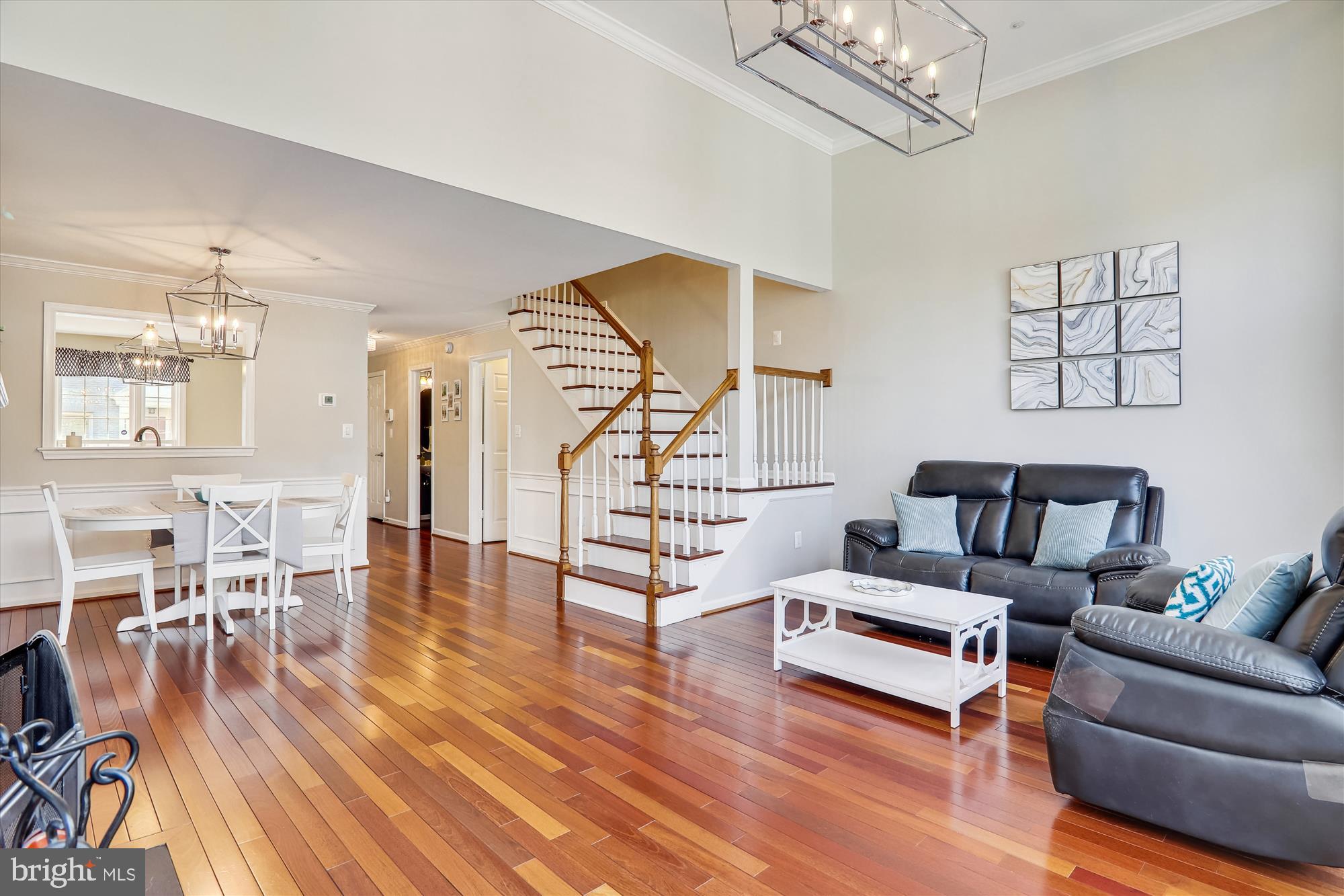 110 Massbury St