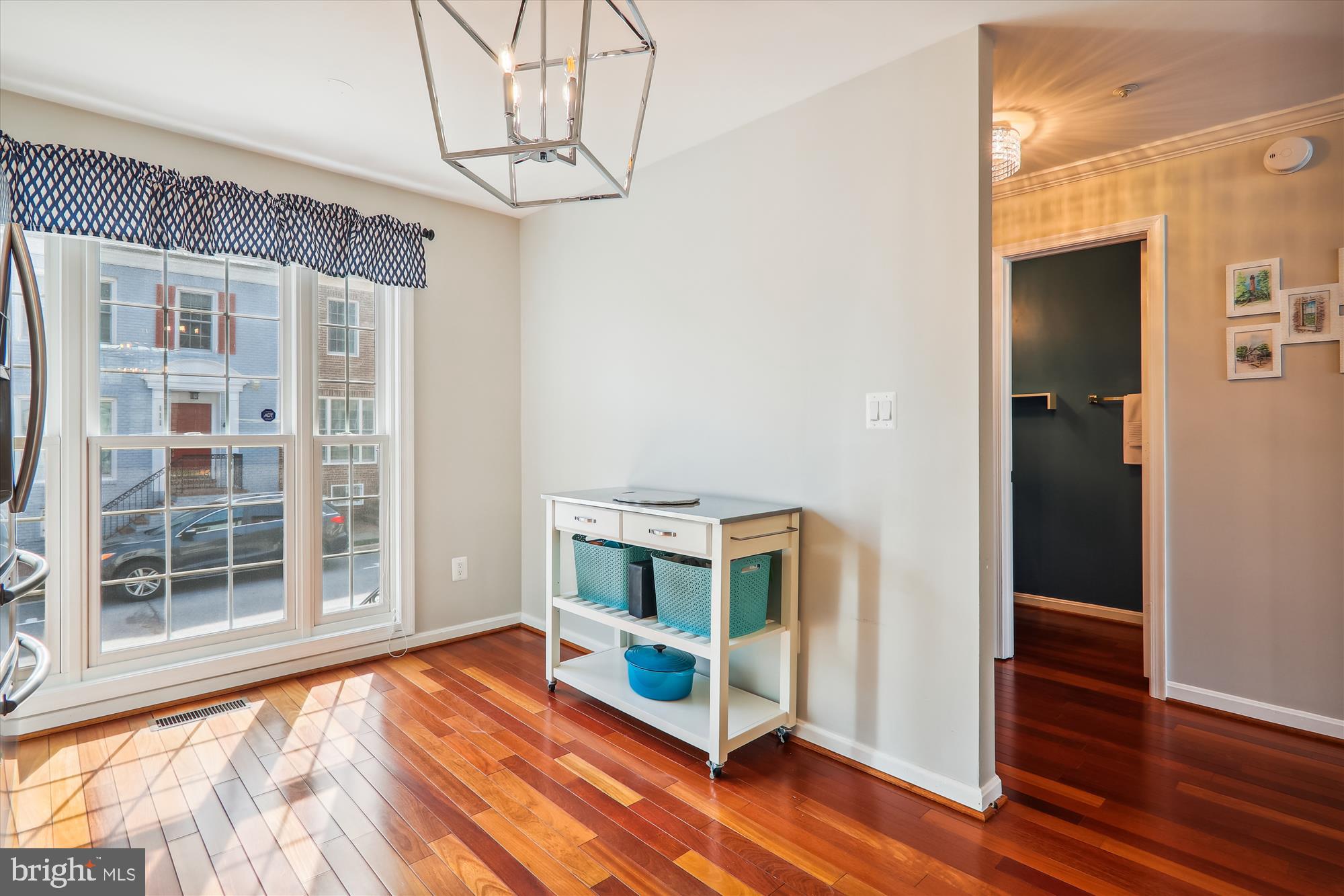 110 Massbury St