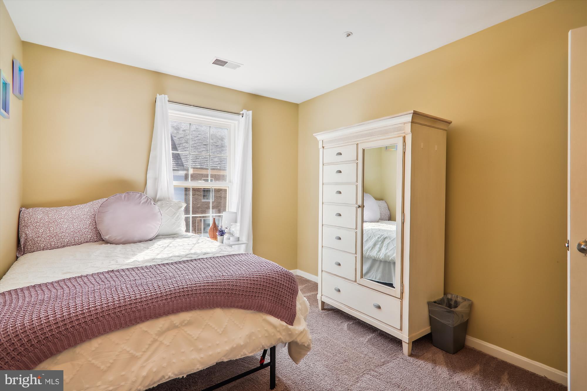 110 Massbury St