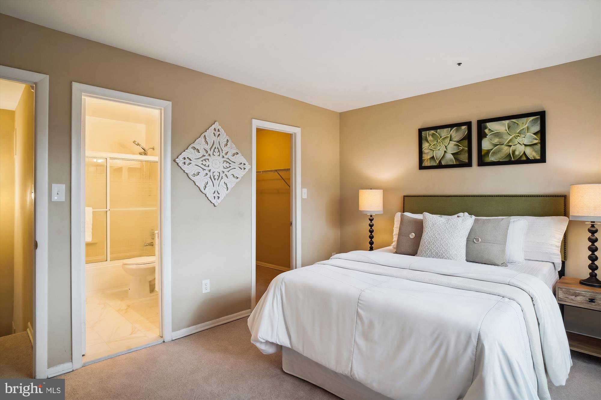 19730 Crested Iris Way