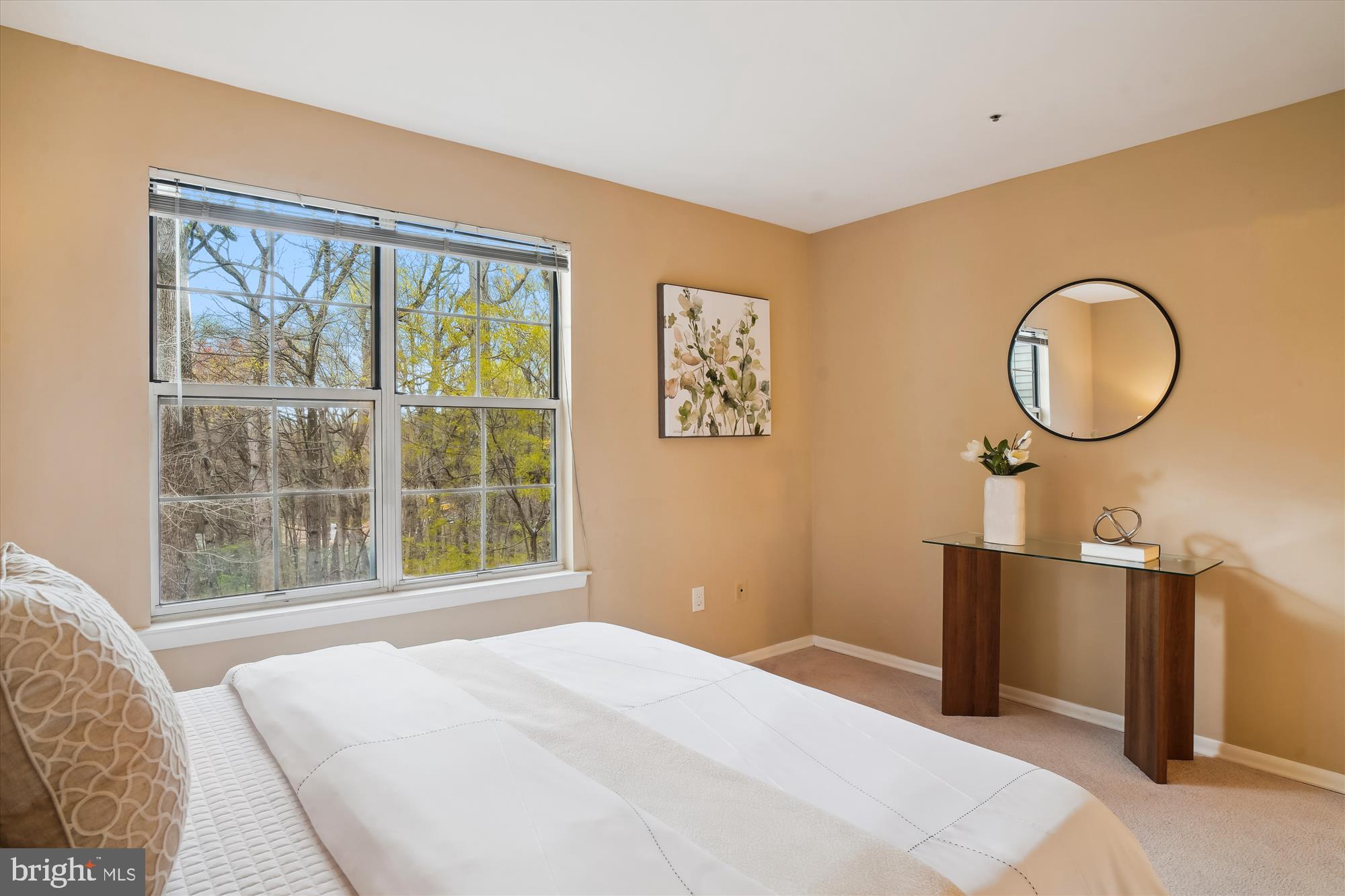 19730 Crested Iris Way