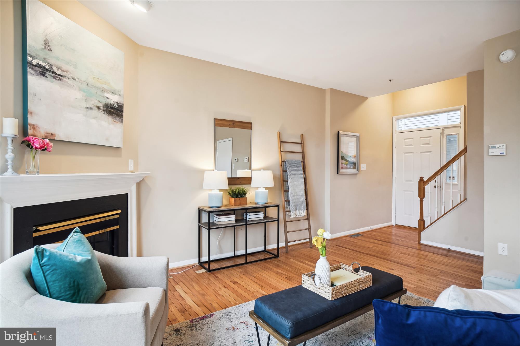 19730 Crested Iris Way