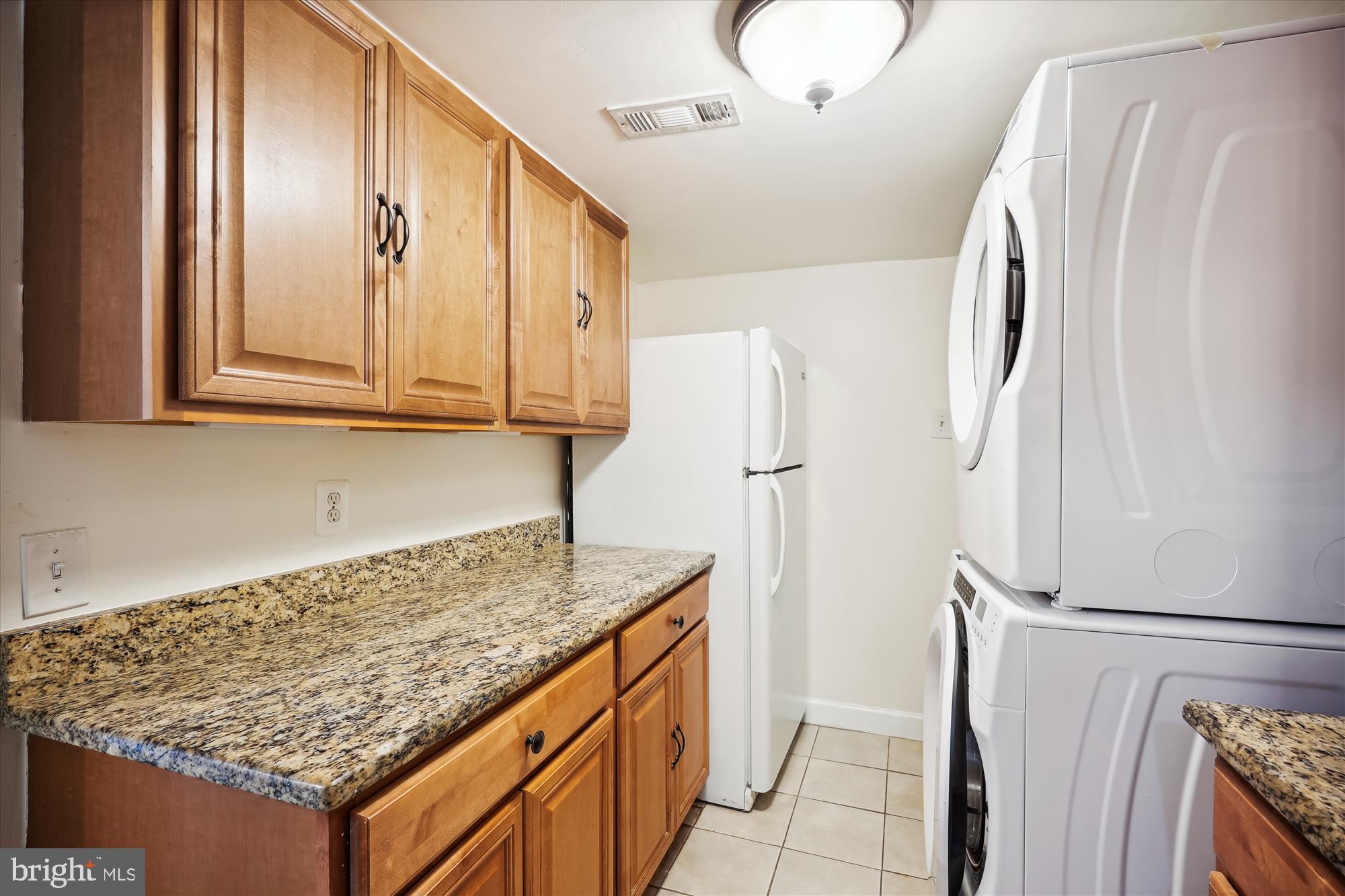 24221 Club View Dr