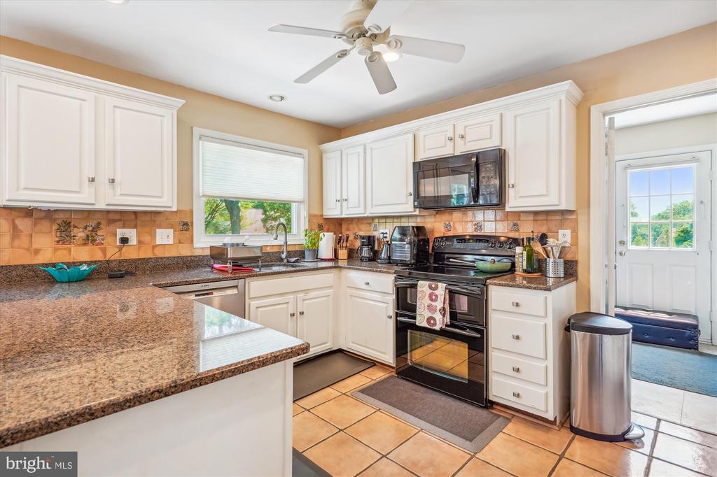 15100 Falconbridge Ter