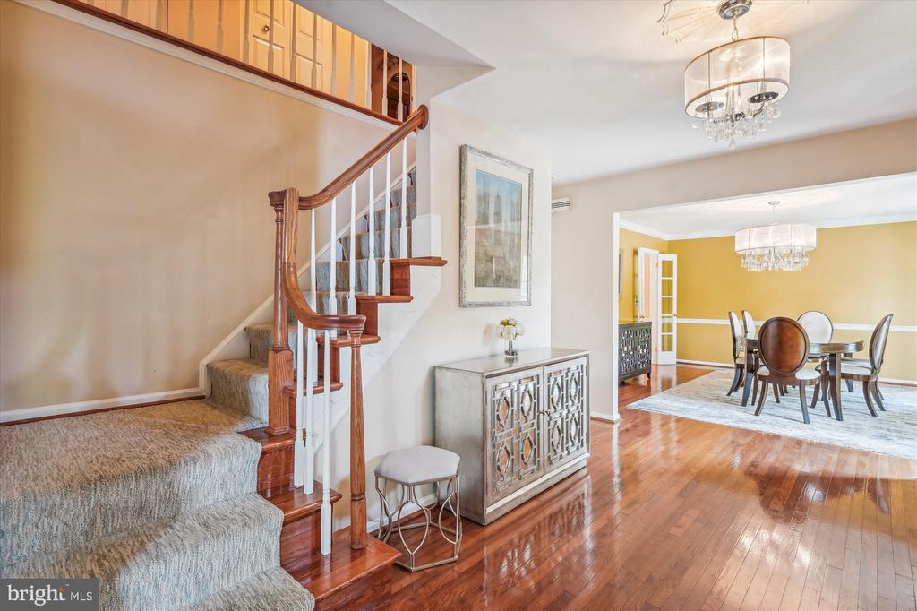 15100 Falconbridge Ter