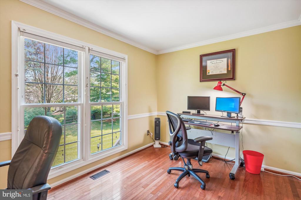 15100 Falconbridge Ter