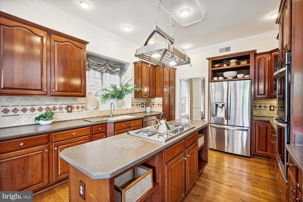 305 Beckwith St