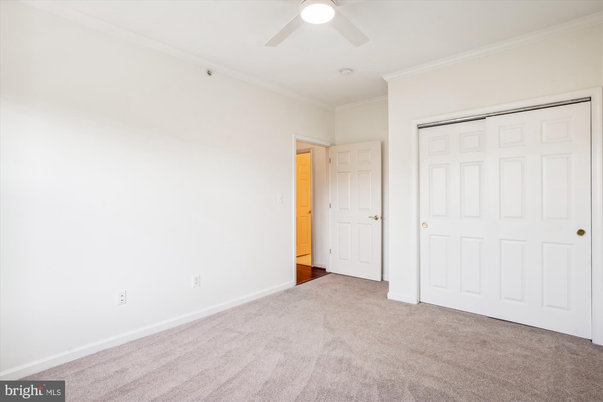 301 High Gables Dr #408