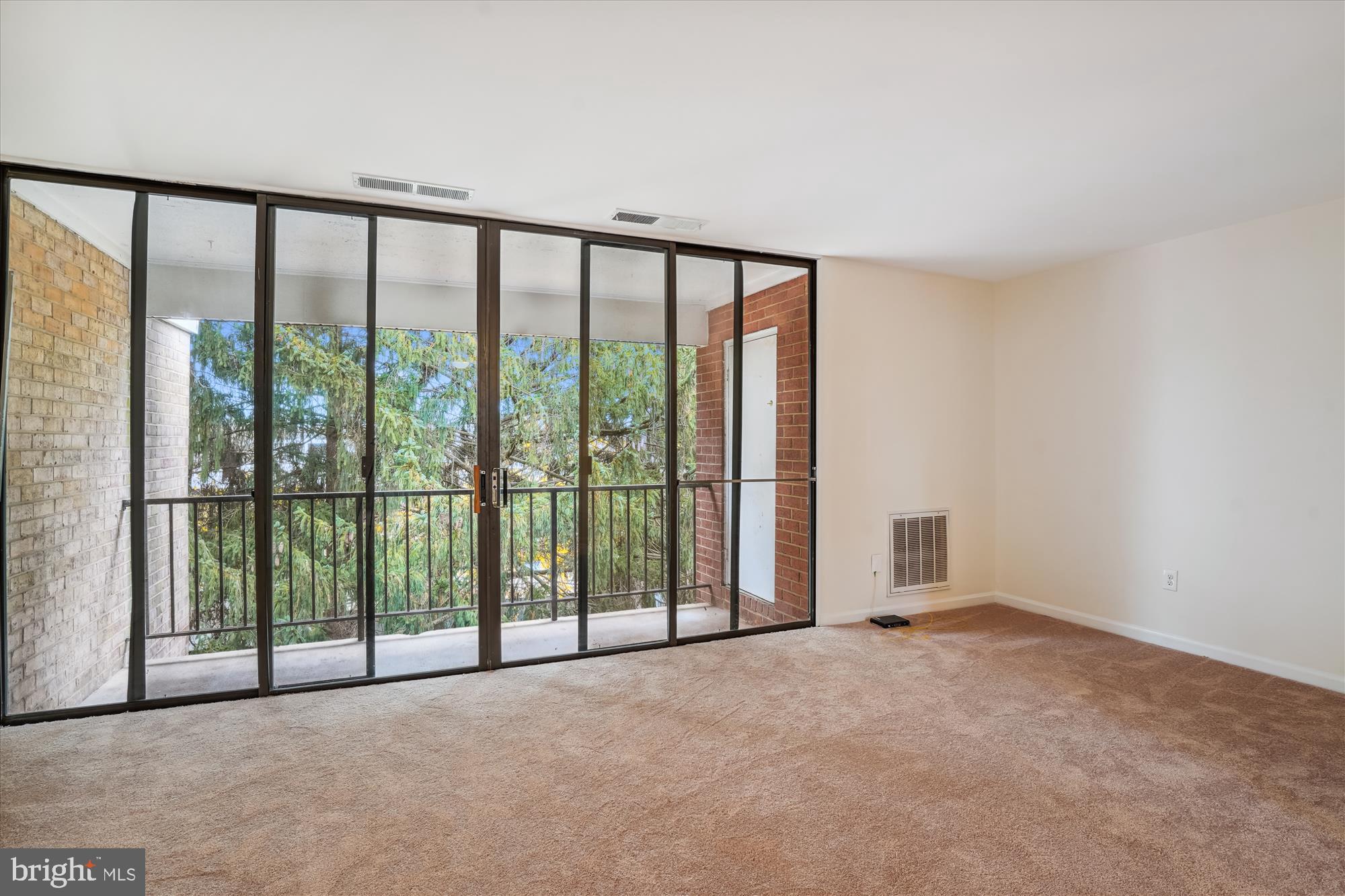 752 Quince Orchard Blvd #752-202