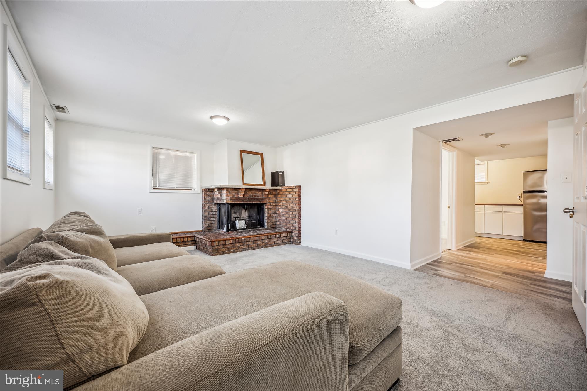 3 SUNNYSIDE COURT