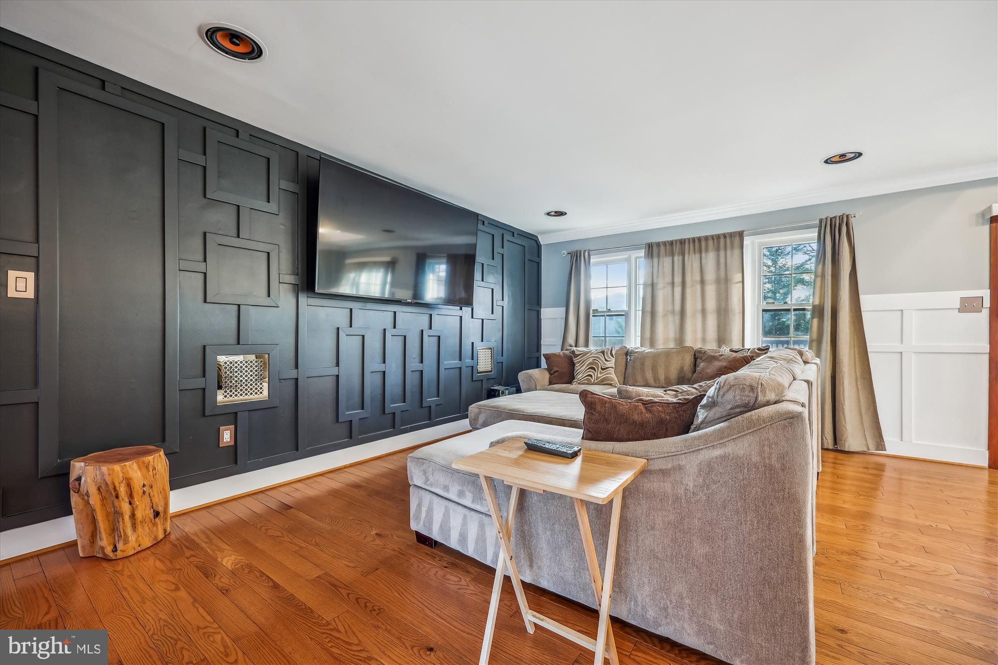 3 SUNNYSIDE COURT
