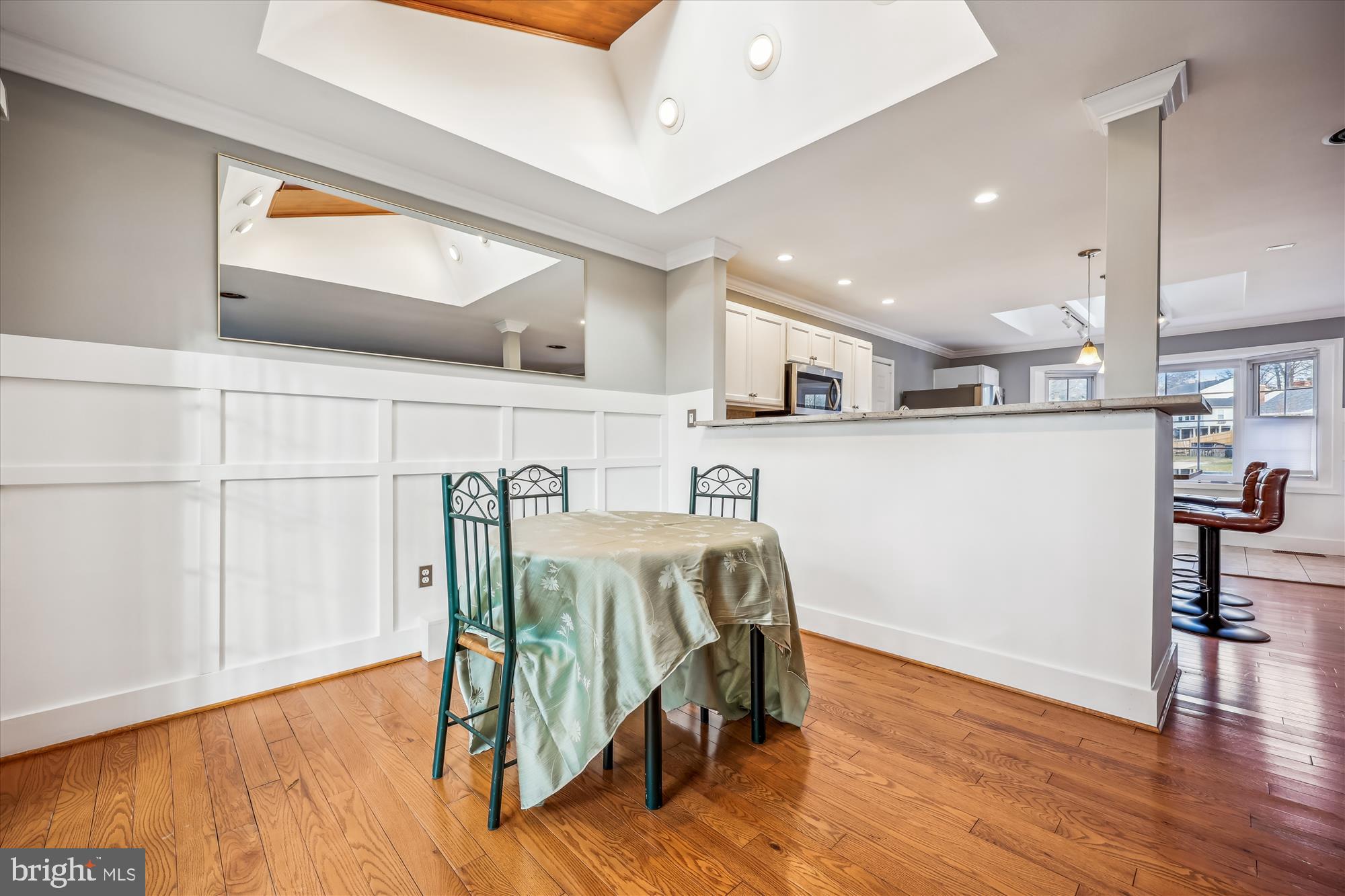 3 SUNNYSIDE COURT