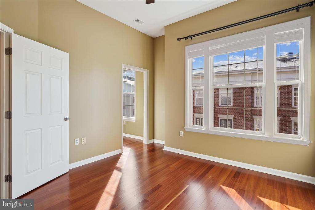 8 Granite Pl #461