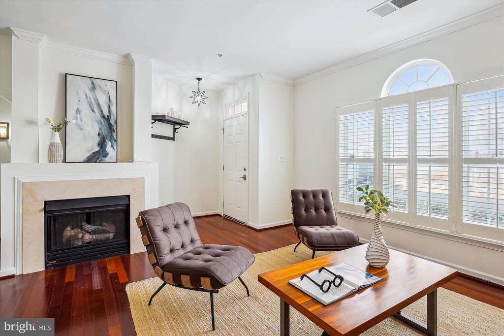 625-A Main St #625-A