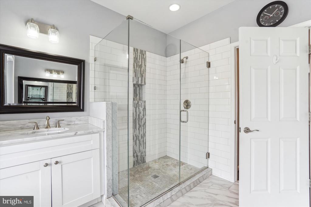 1113 Pleasant Dr