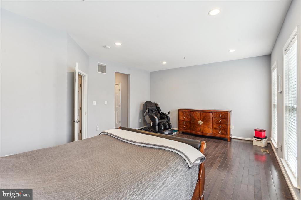1113 Pleasant Dr