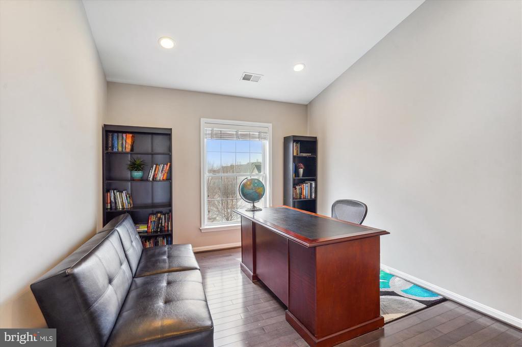 1113 Pleasant Dr