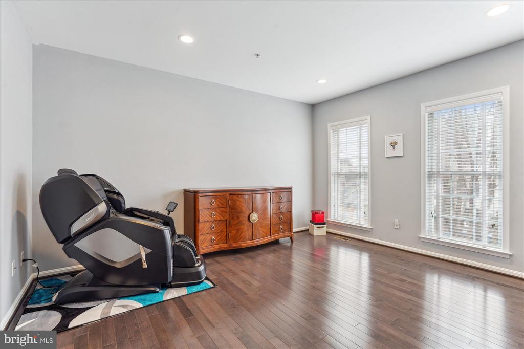 1113 Pleasant Dr