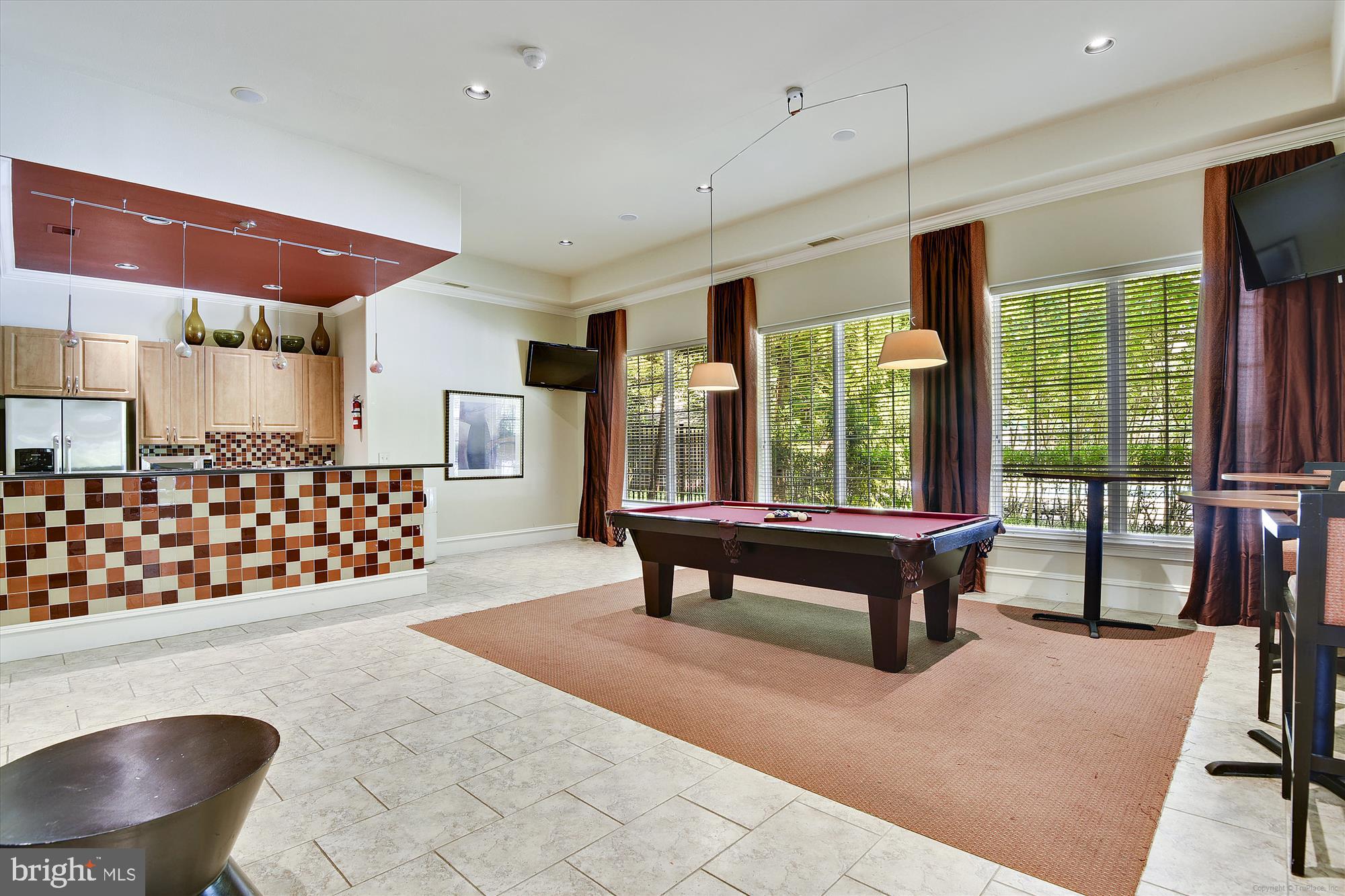 19621 Galway Bay Cir #402