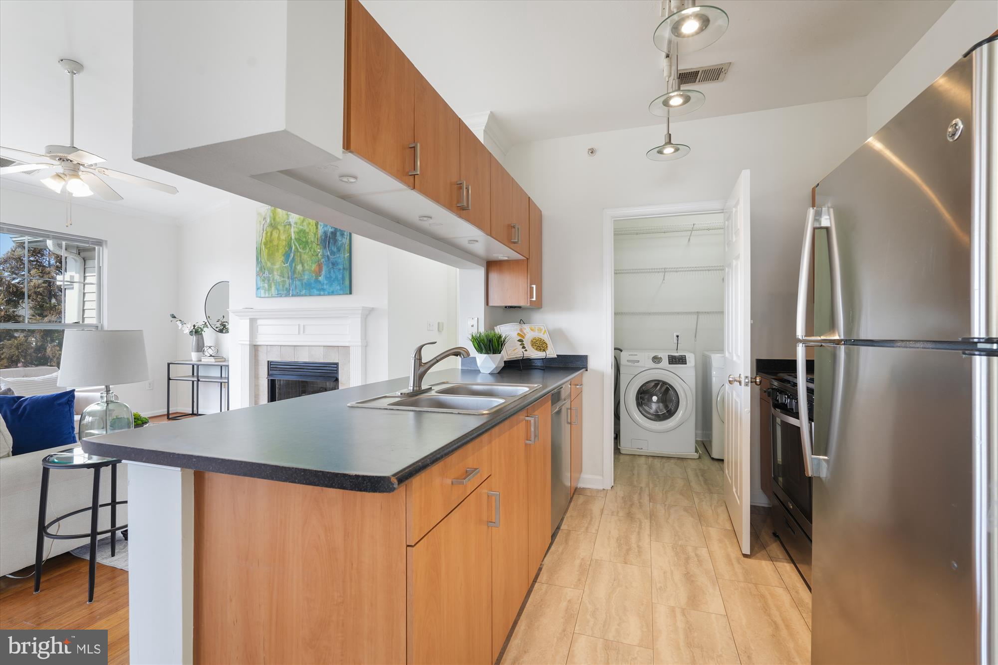 19621 Galway Bay Cir #402