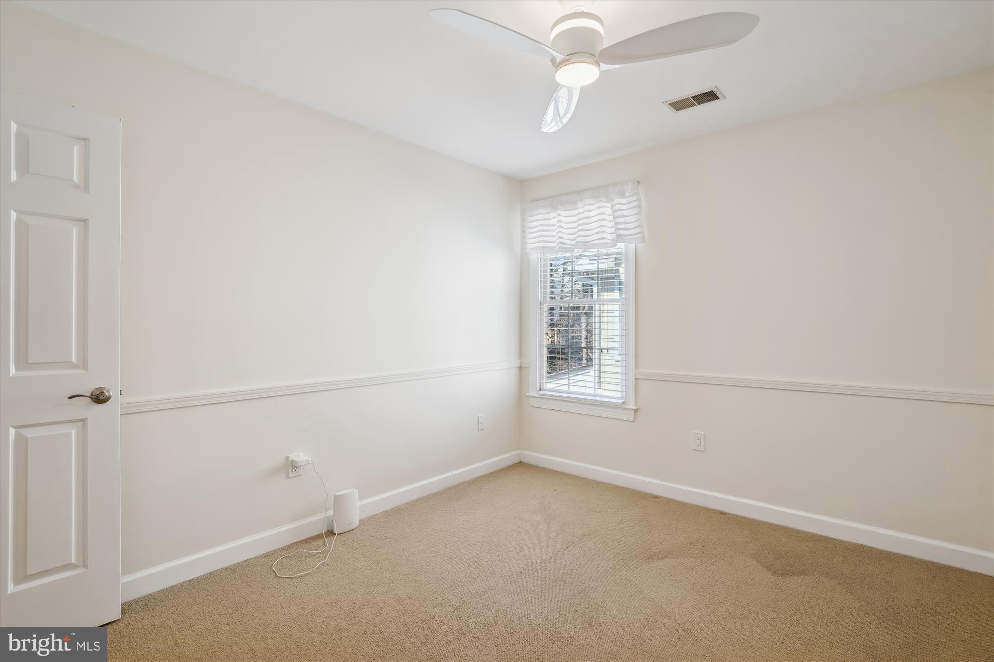 302 Tschiffely Square Rd