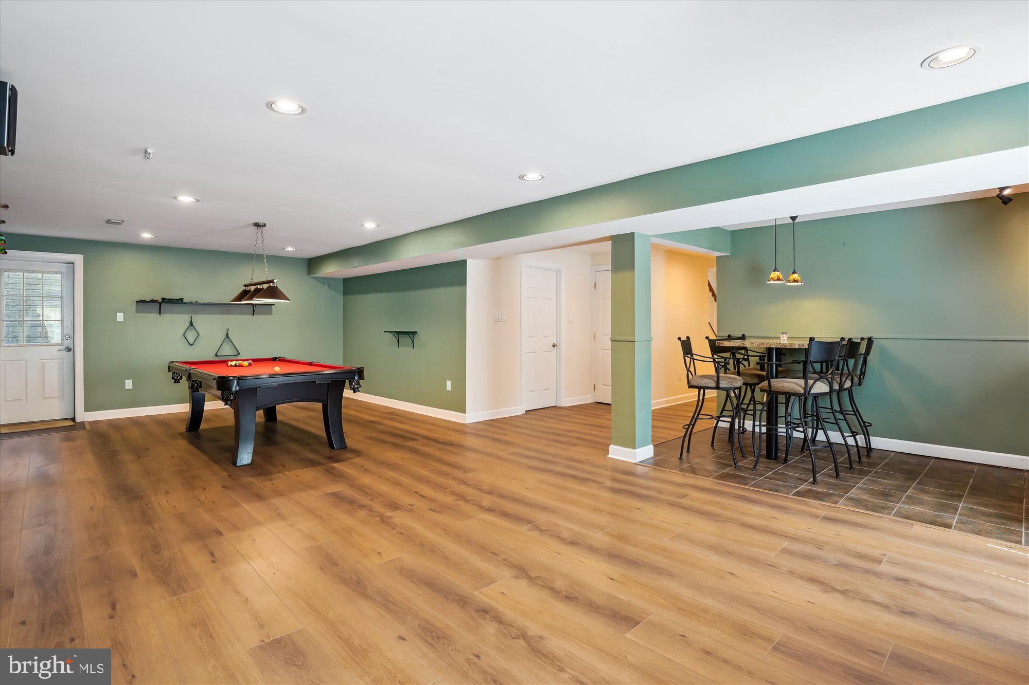302 Tschiffely Square Rd