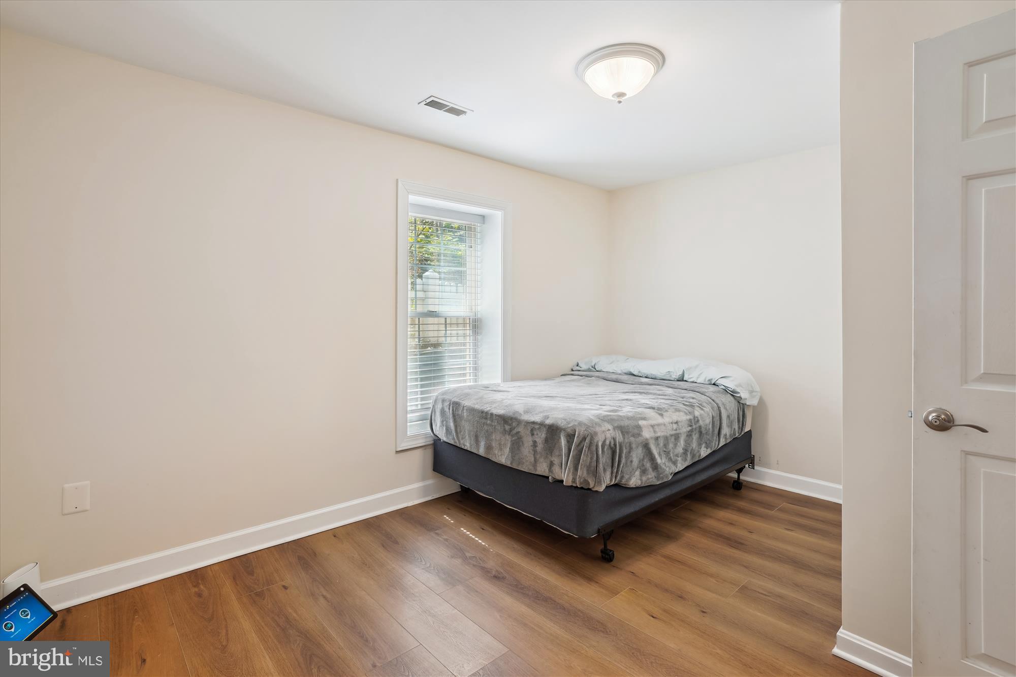 302 Tschiffely Square Rd