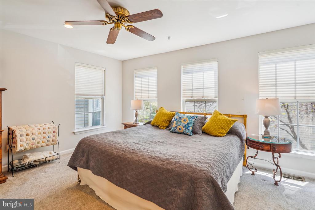 315-A Cross Green St #315a