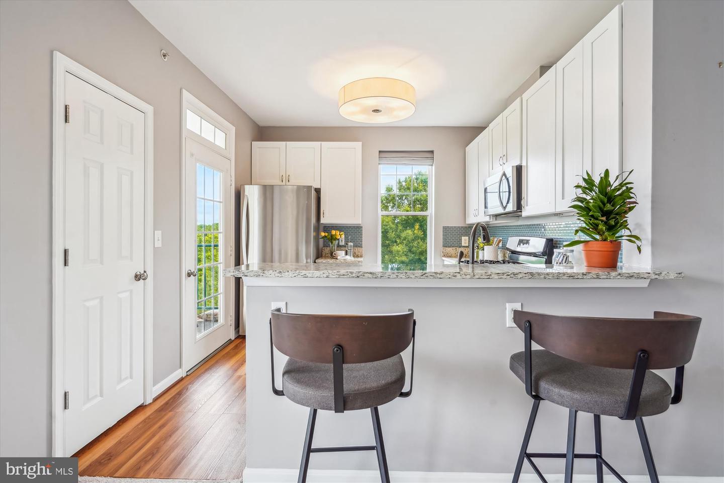 120 Chevy Chase St #405