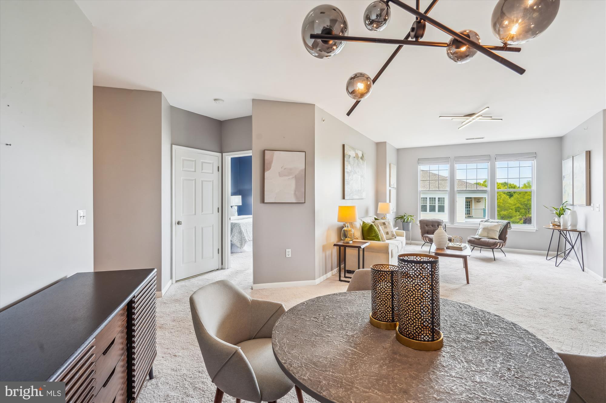 120 Chevy Chase St #405