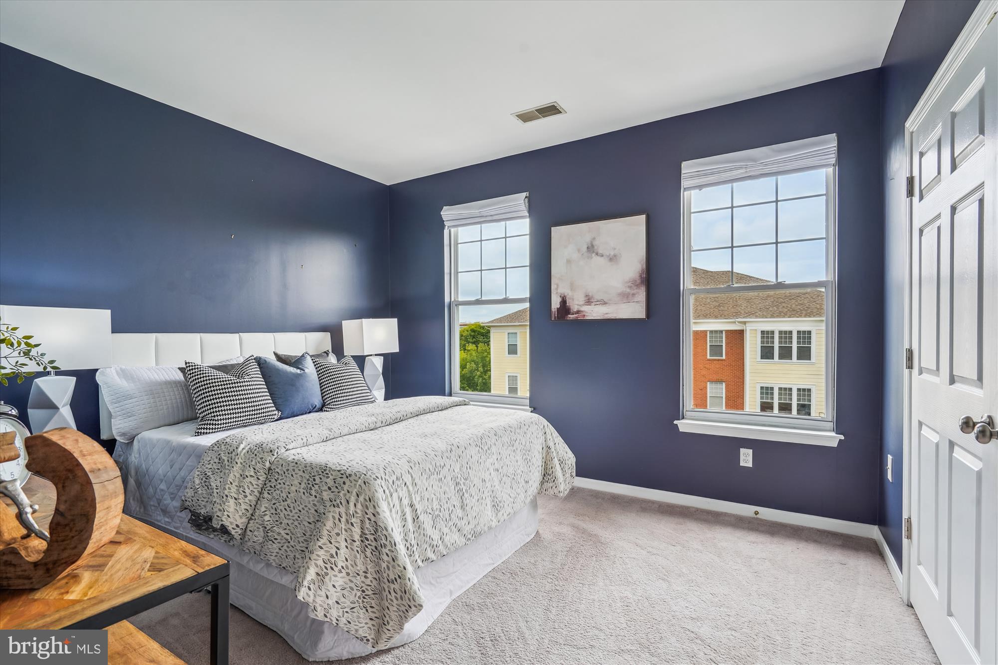 120 Chevy Chase St #405