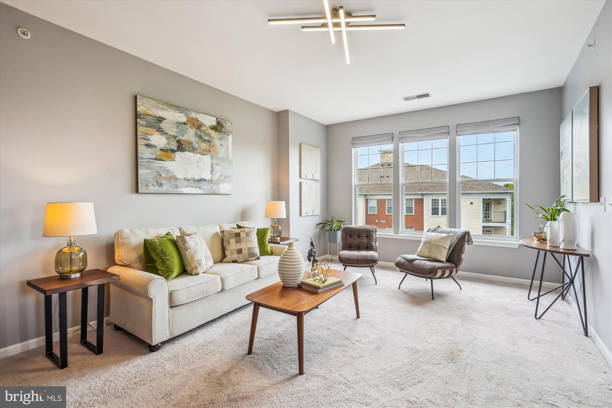 120 Chevy Chase St #405