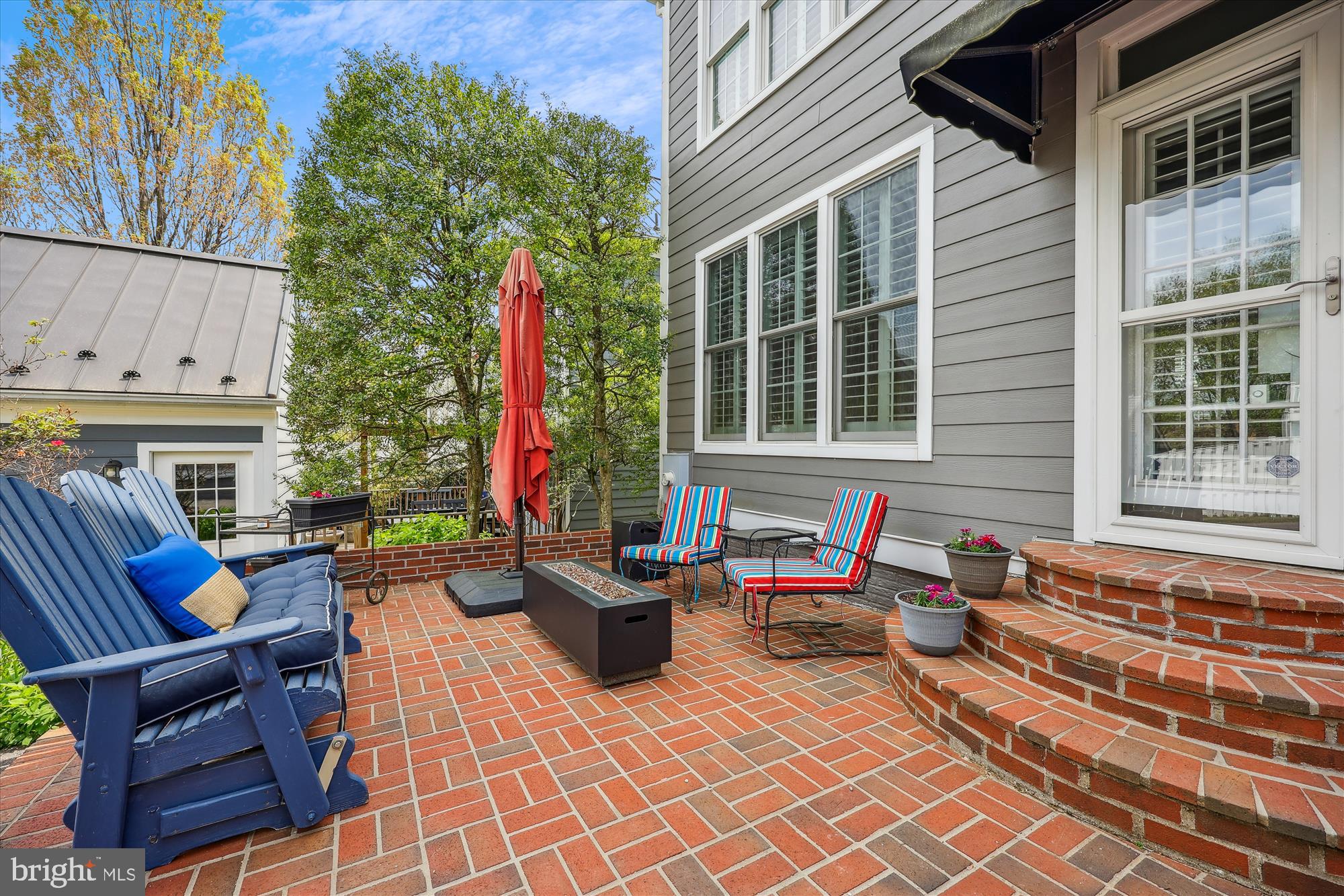 521 Kent Oaks Way