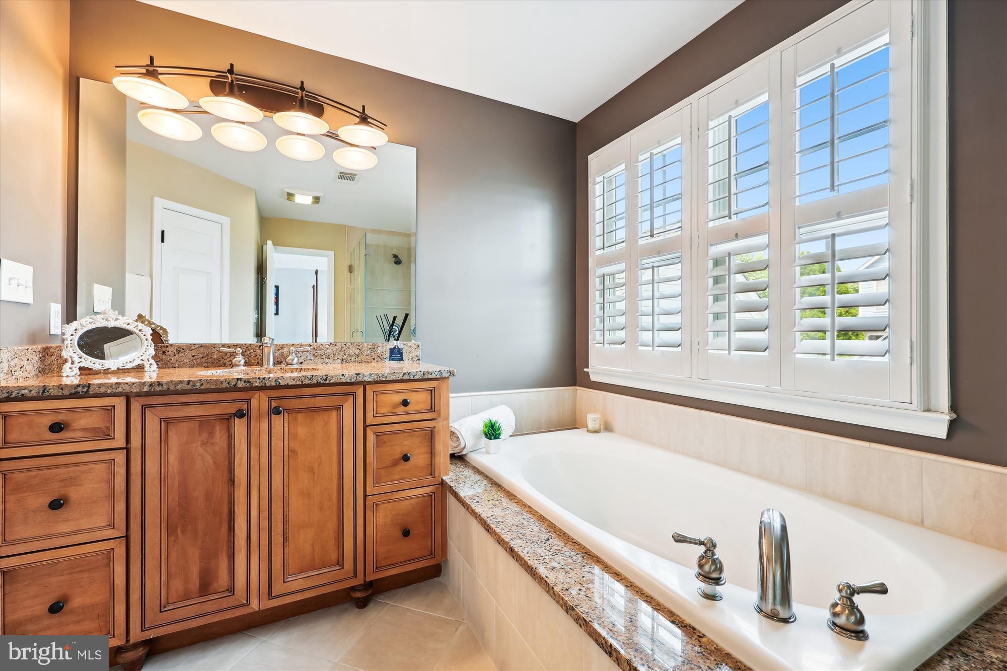 521 Kent Oaks Way