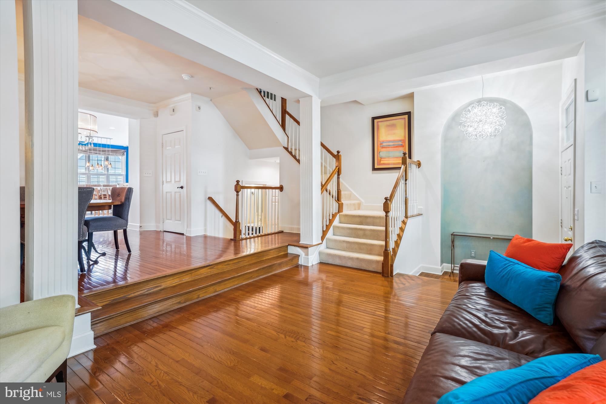 311 Inspiration Ln