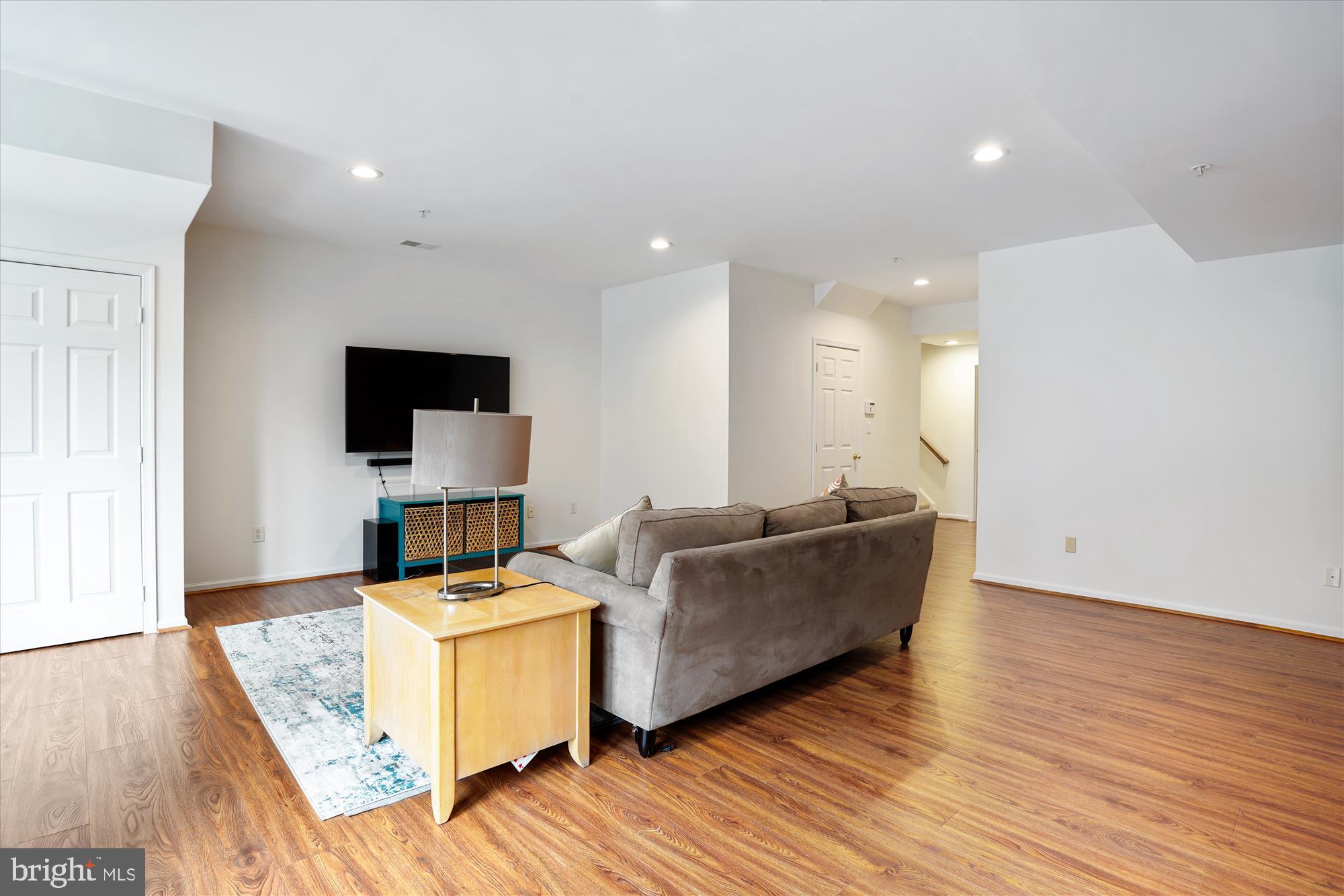 311 Inspiration Ln