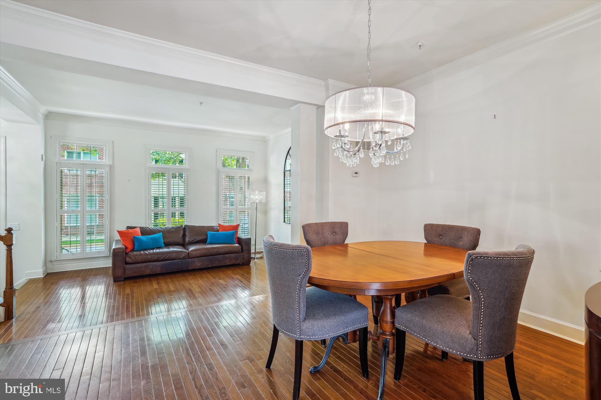 311 Inspiration Ln