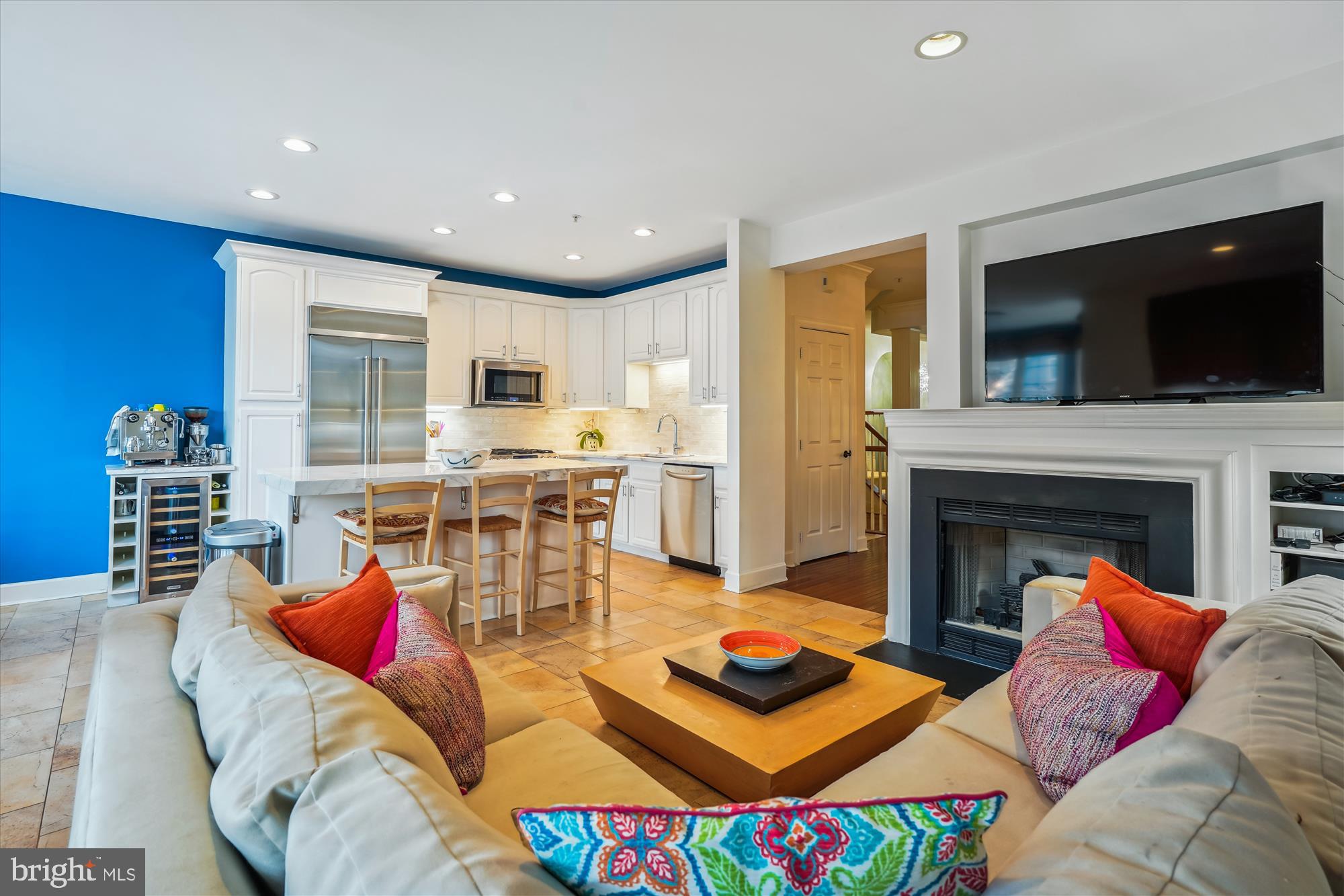 311 Inspiration Ln
