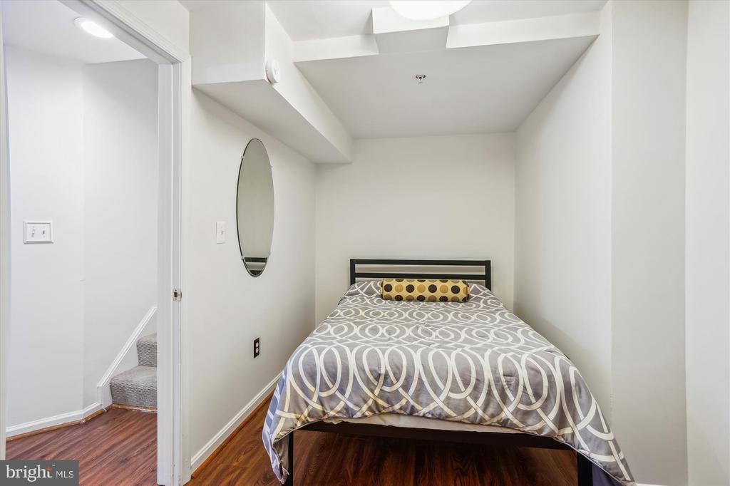 311 Inspiration Ln
