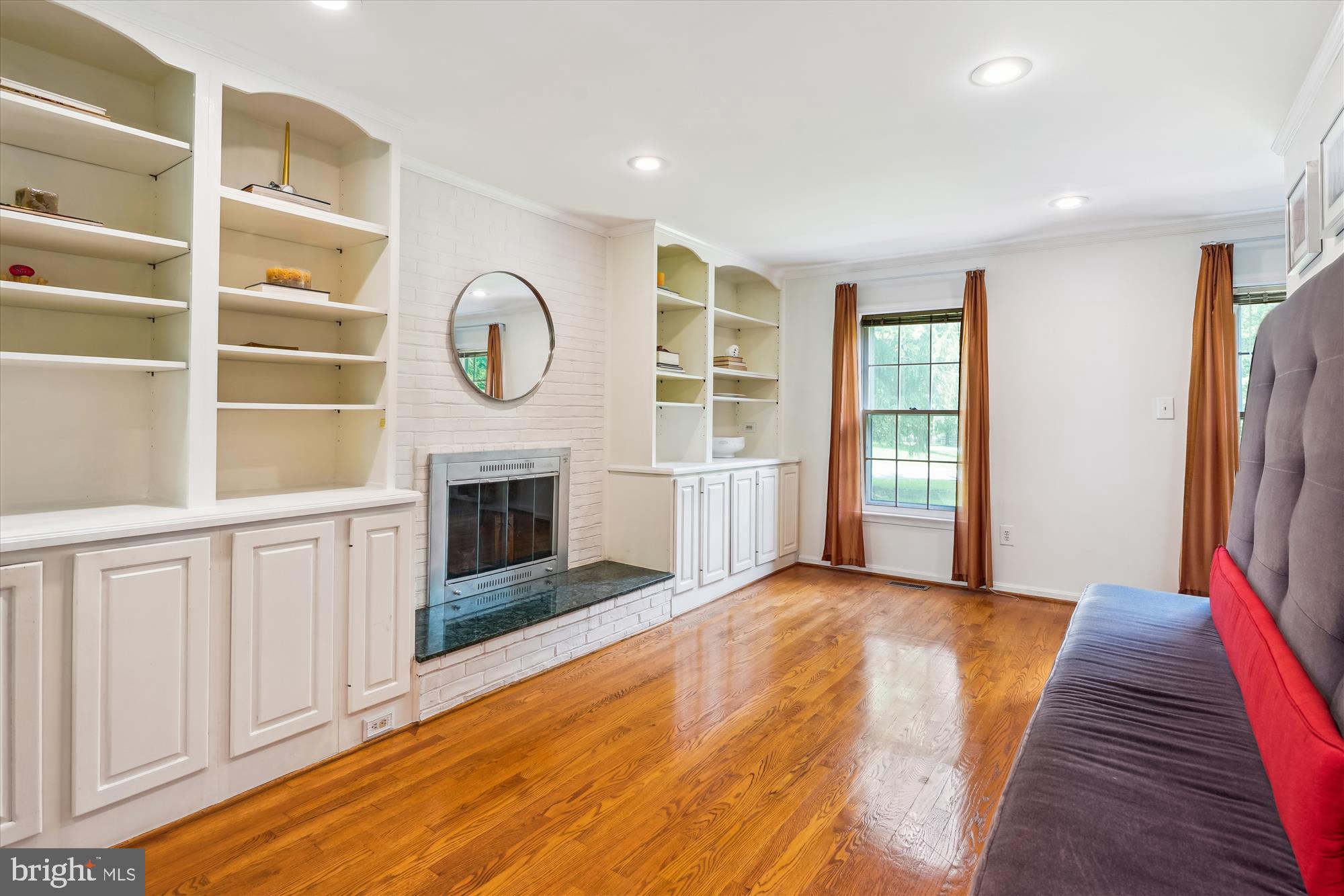 14632 Quince Orchard Rd