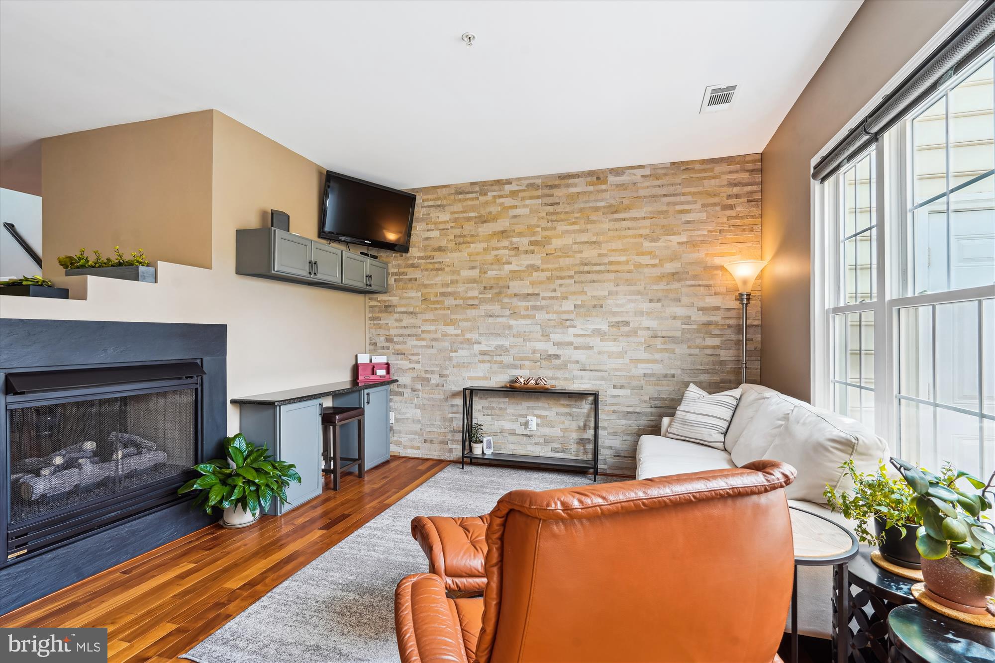 623-B Main St #623-B