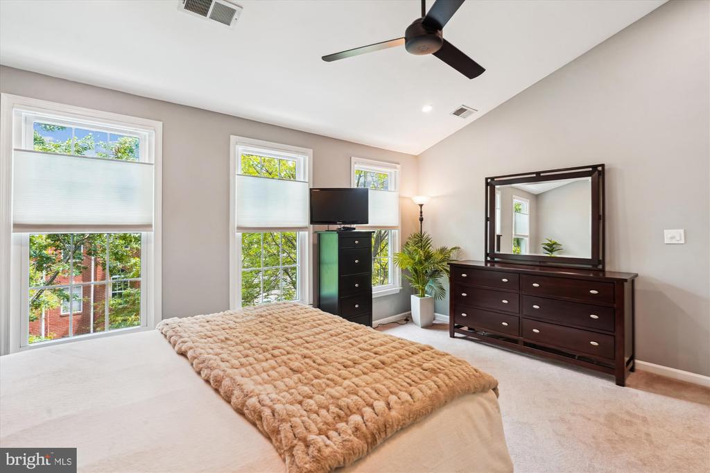 623-B Main St #623-B