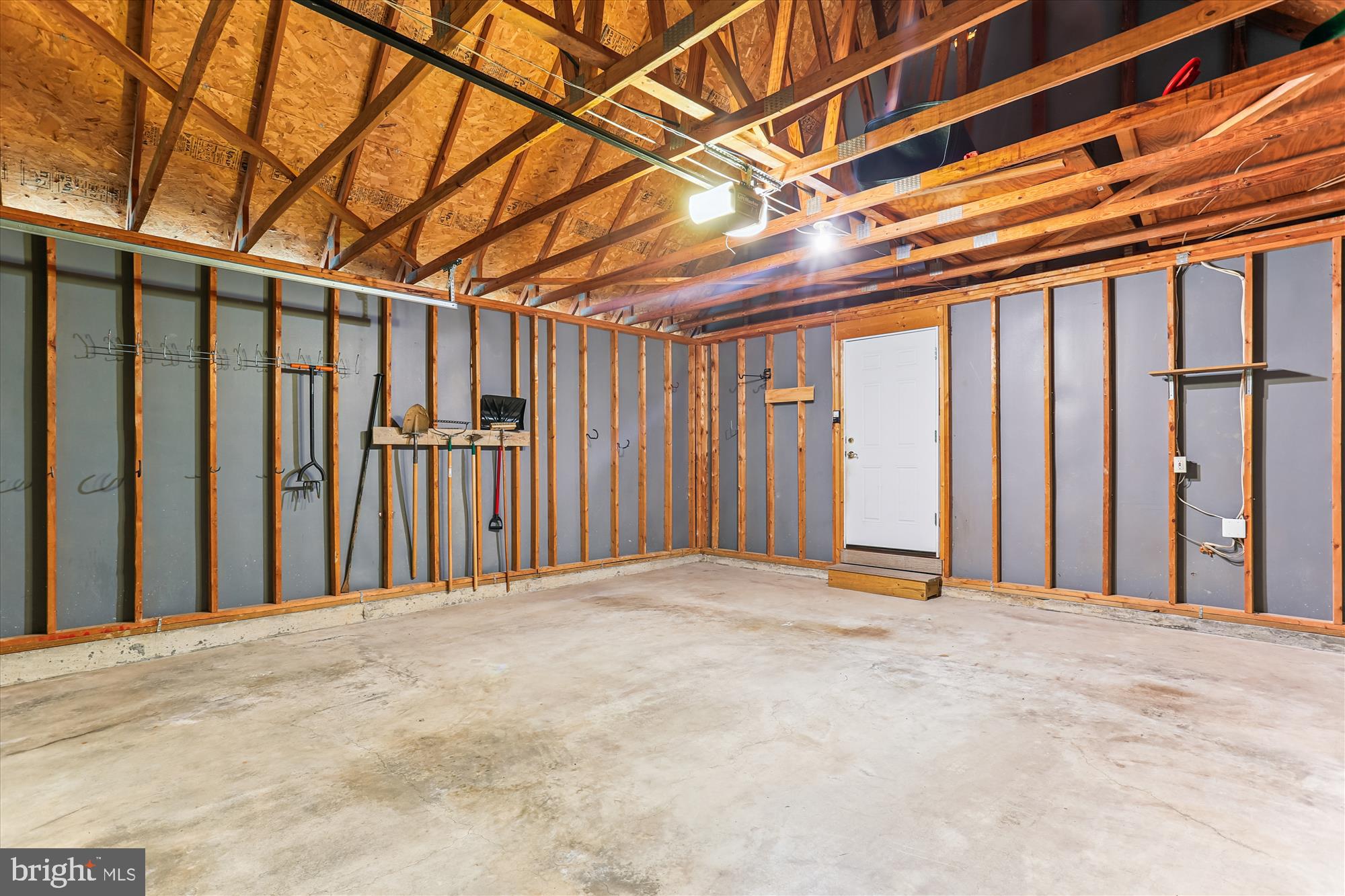 713 Bright Meadow Dr