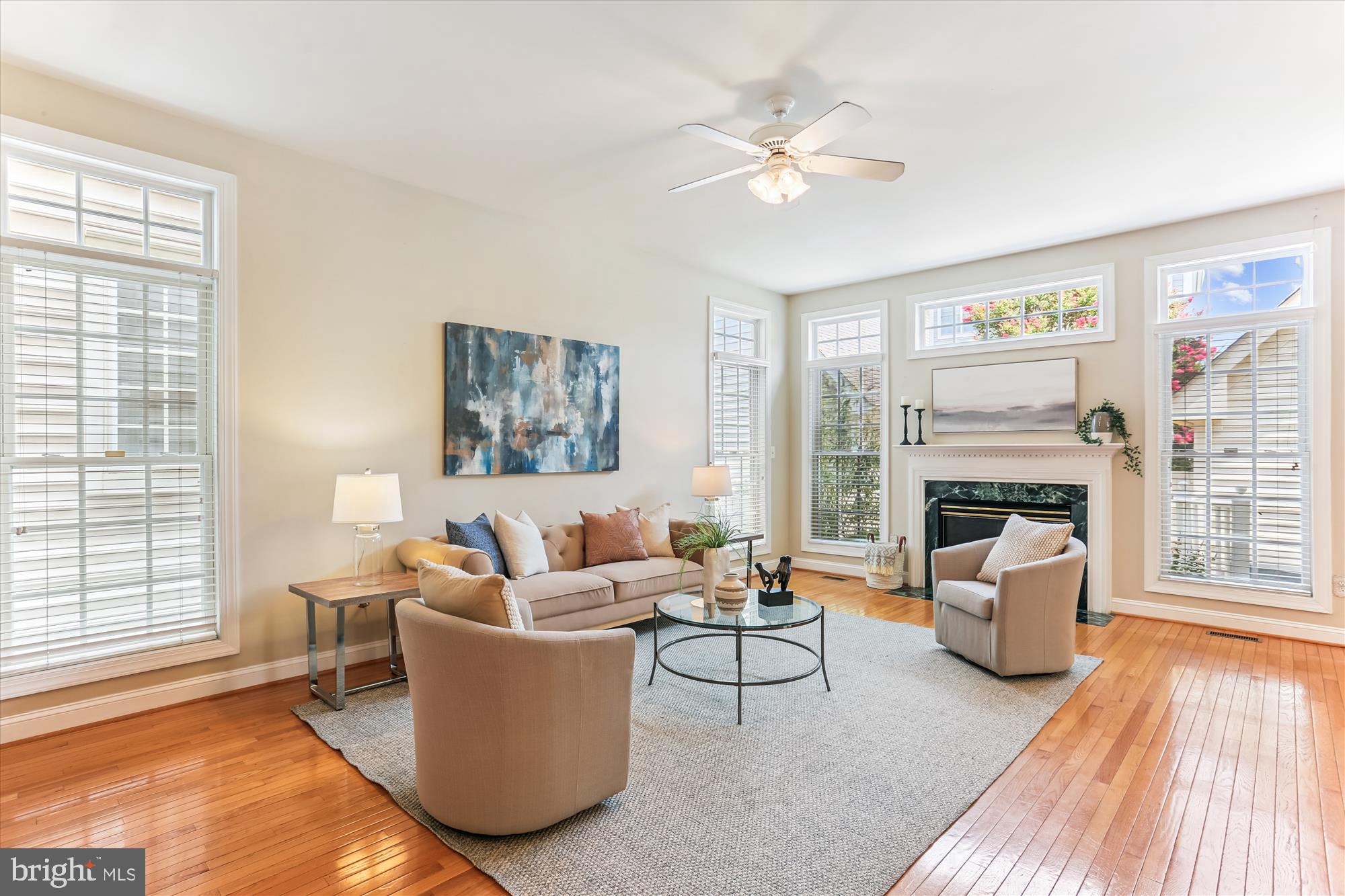 713 Bright Meadow Dr