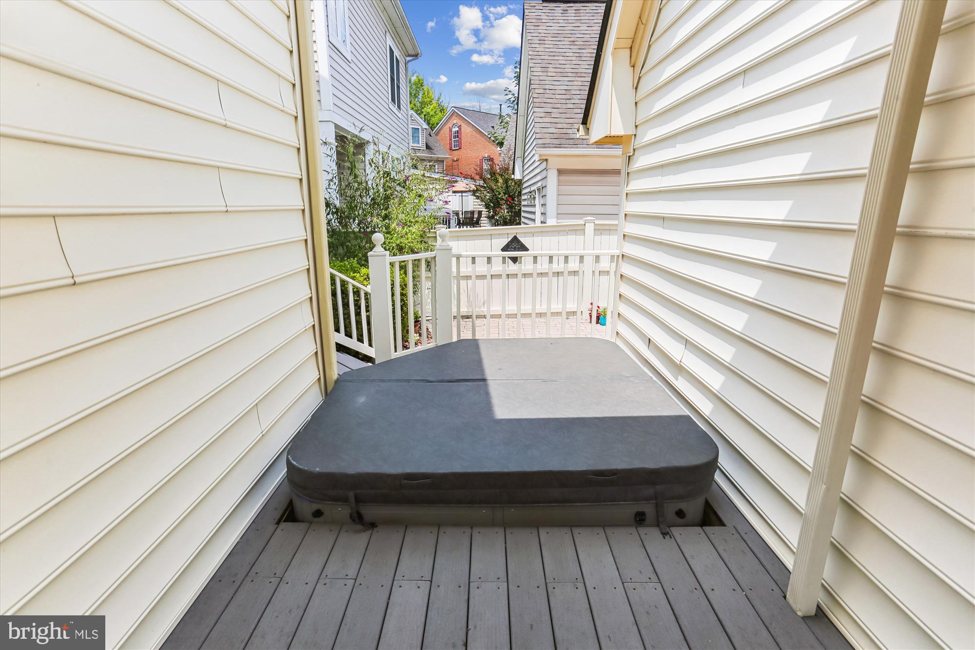 713 Bright Meadow Dr