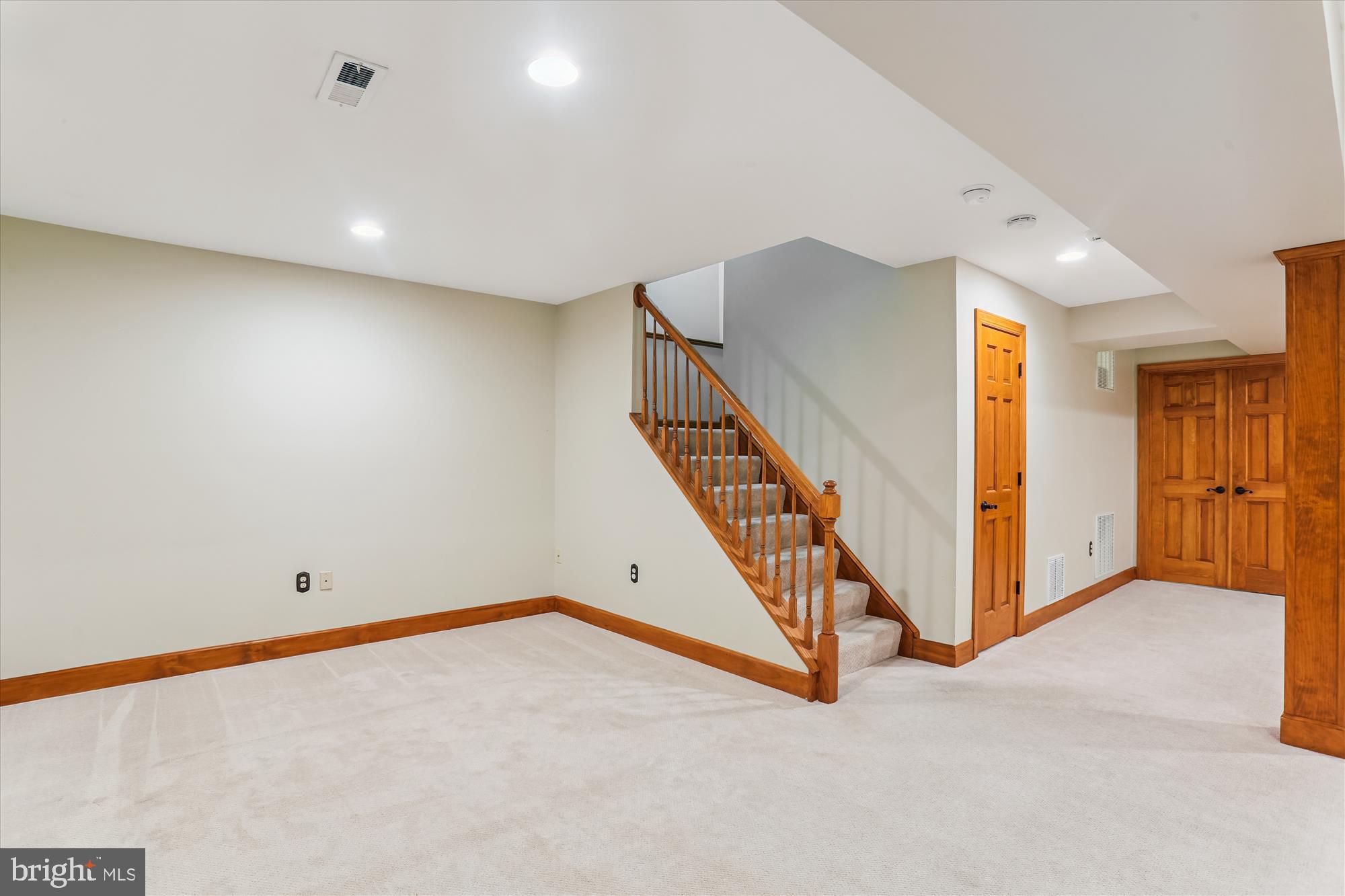 713 Bright Meadow Dr