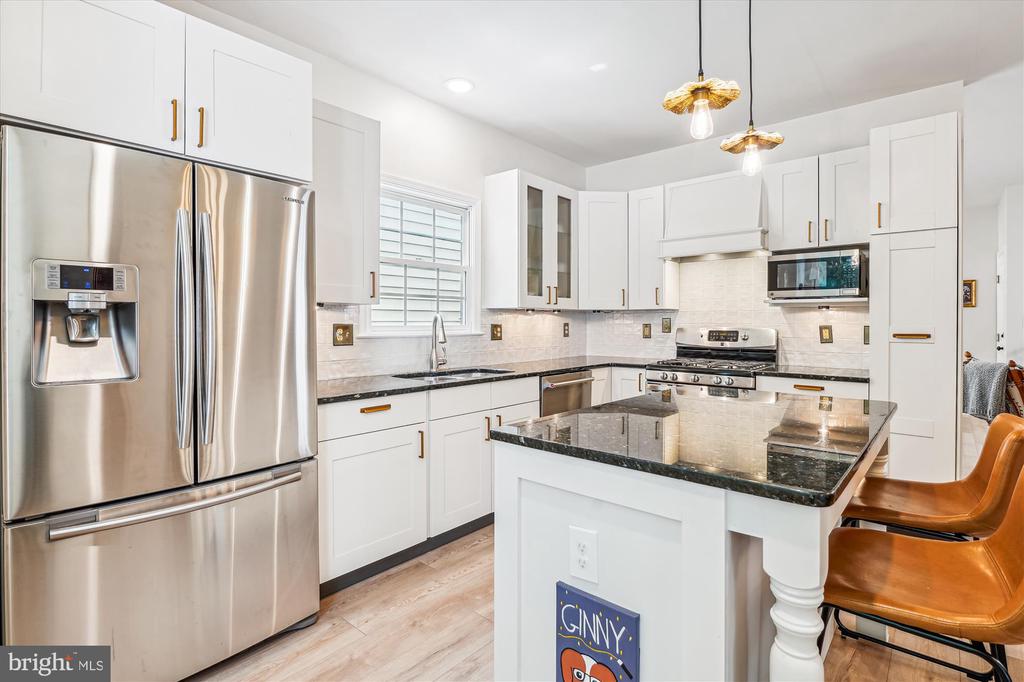 307 Winter Walk Dr