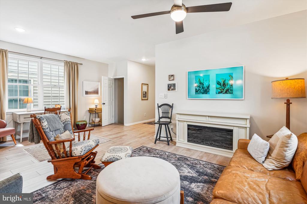 307 Winter Walk Dr